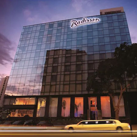 Radisson Hotel Decapolis Miraflores Lima foto